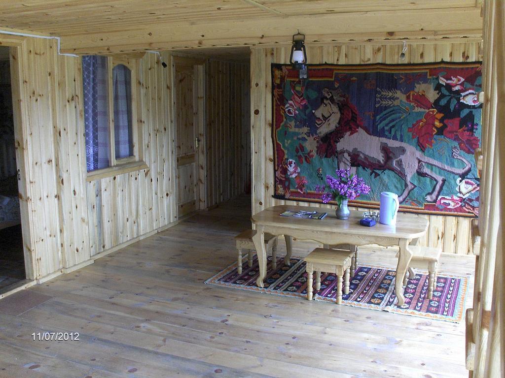 Guest House Mirgvela Omalo Exterior foto